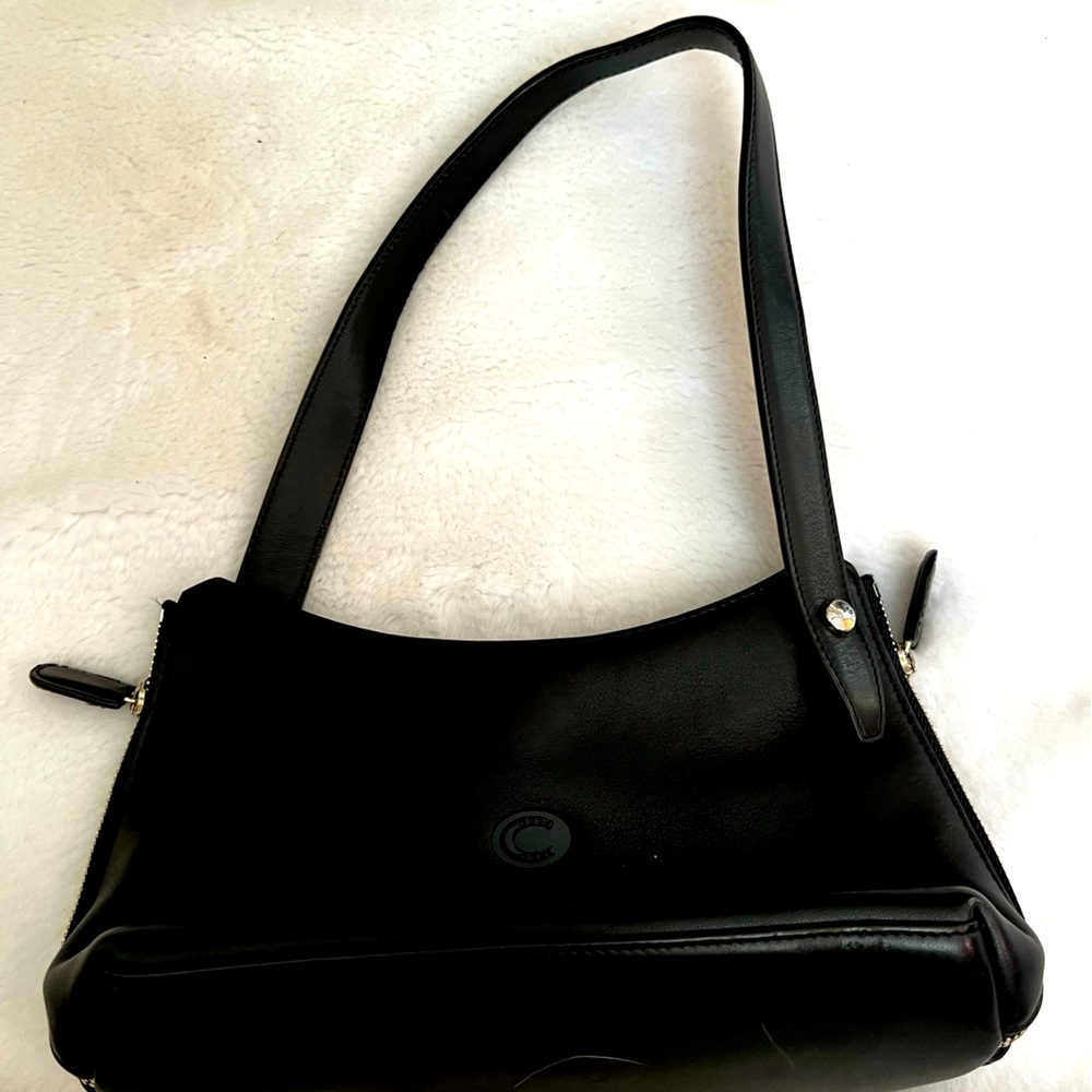 black chesneau bag
